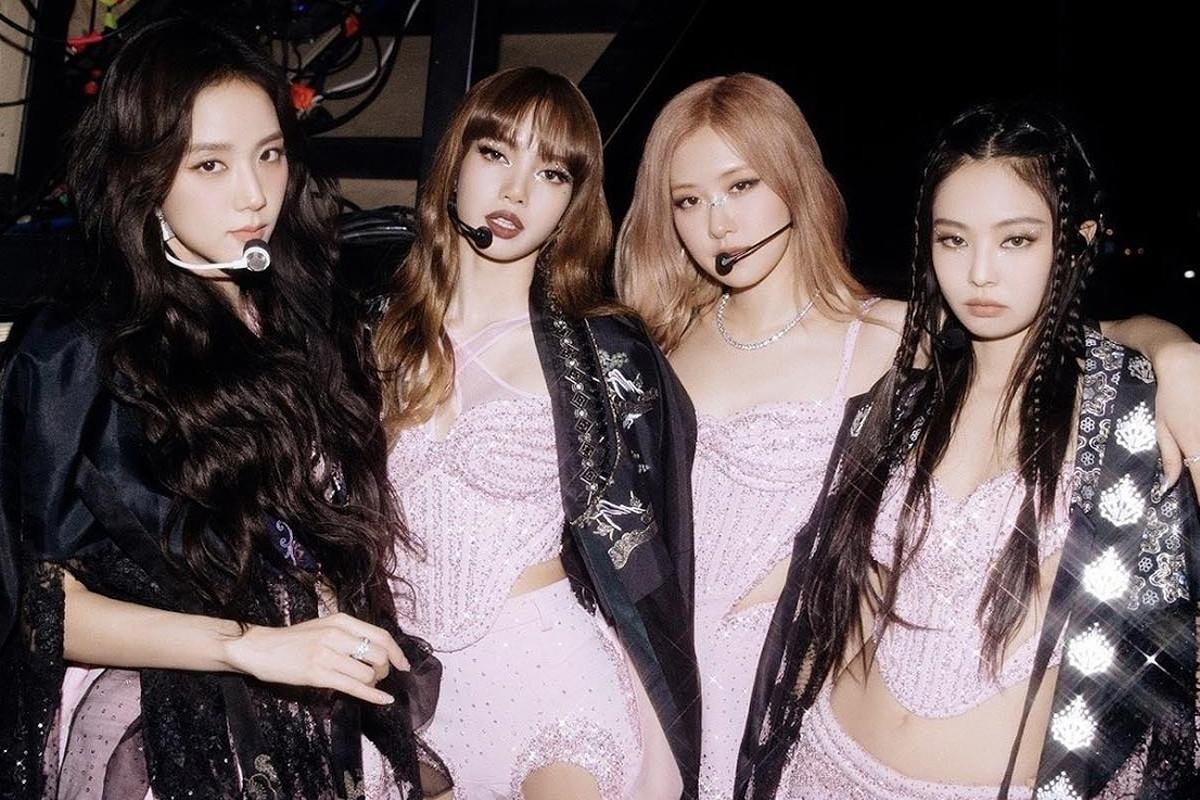 Lisa tiết lộ về tương lai của BLACKPINK Ảnh 4