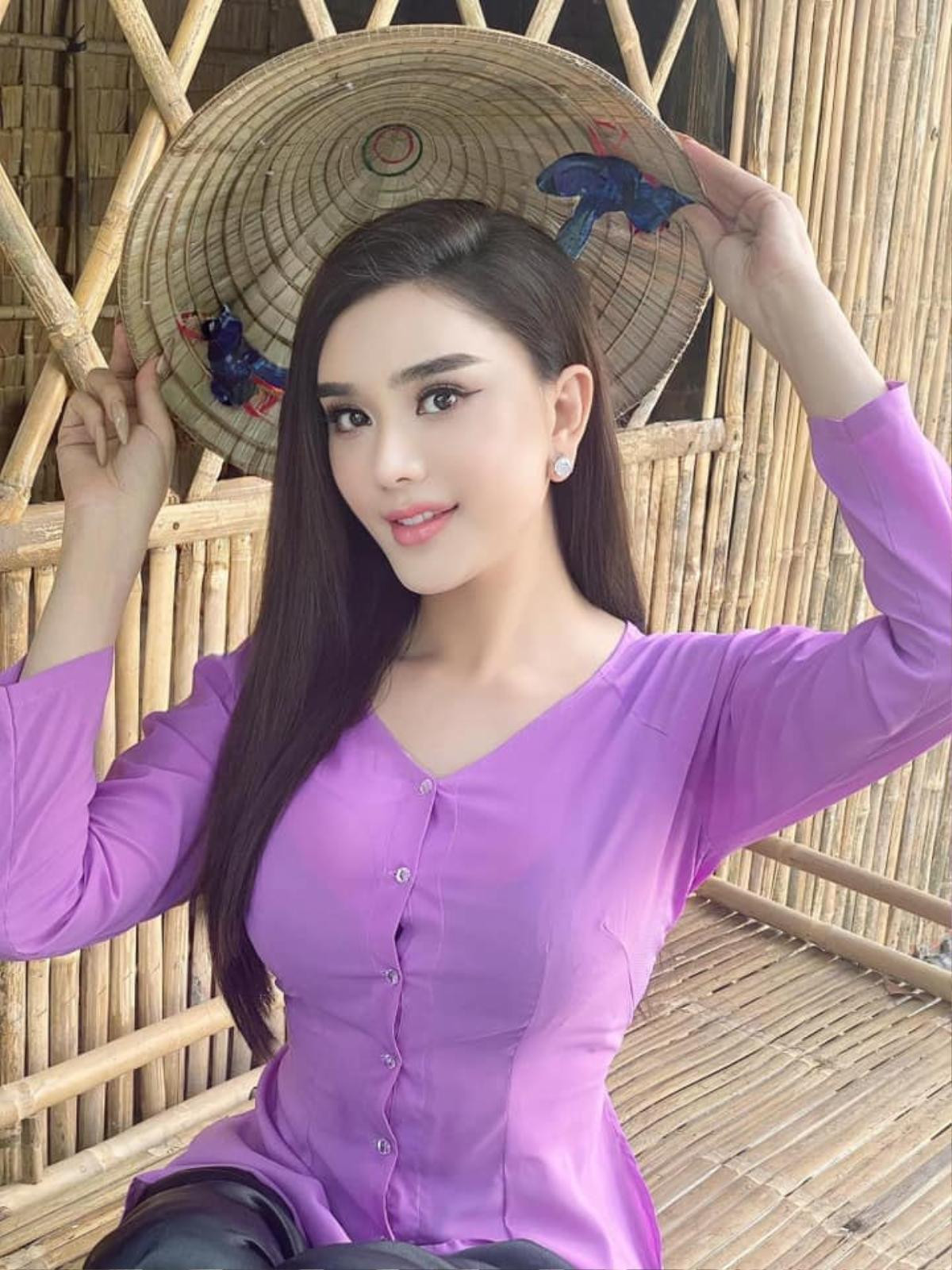 Showbiz 19/8: Siêu mẫu Anh Thư đáp trả khi bị nói 'chồng bỏ', Hoài Lâm tân trang diện mạo Ảnh 4