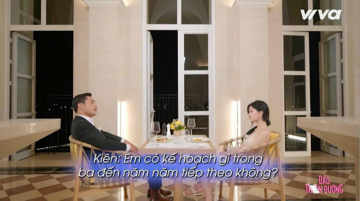 Mạnh Kiên thể hiện tính 'gia trưởng', netizen than vãn: Đi hẹn hò mà cứ ngỡ phỏng vấn xin việc Ảnh 2