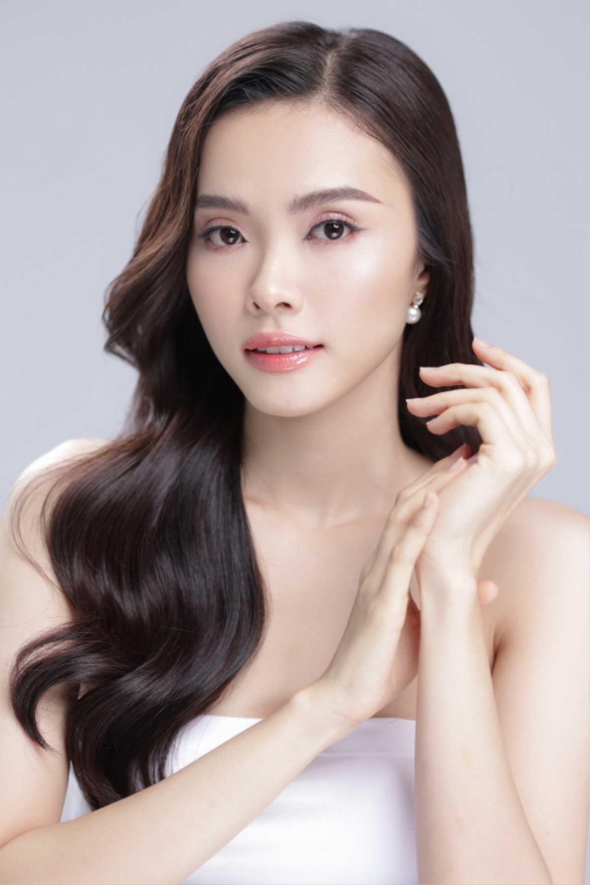 Nhan sắc thời chưa dao kéo của Á hậu hot nhất Miss Grand Vietnam 2024 Ảnh 2