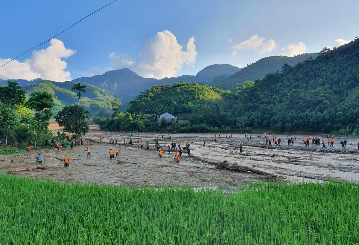 Làng Nủ - Rồi bình minh lên, ngày mai người sống vẫn phải bước tiếp Ảnh 1