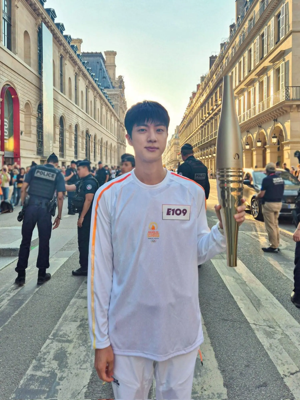 Jin (BTS) bị phân biệt đối xử? Ảnh 1