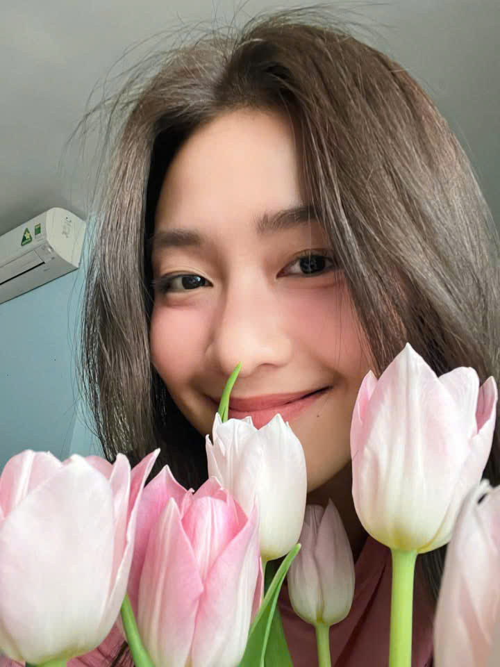 Khả Ngân nhắc đến vết thương lòng sau nghi vấn chia tay Thanh Sơn Ảnh 2