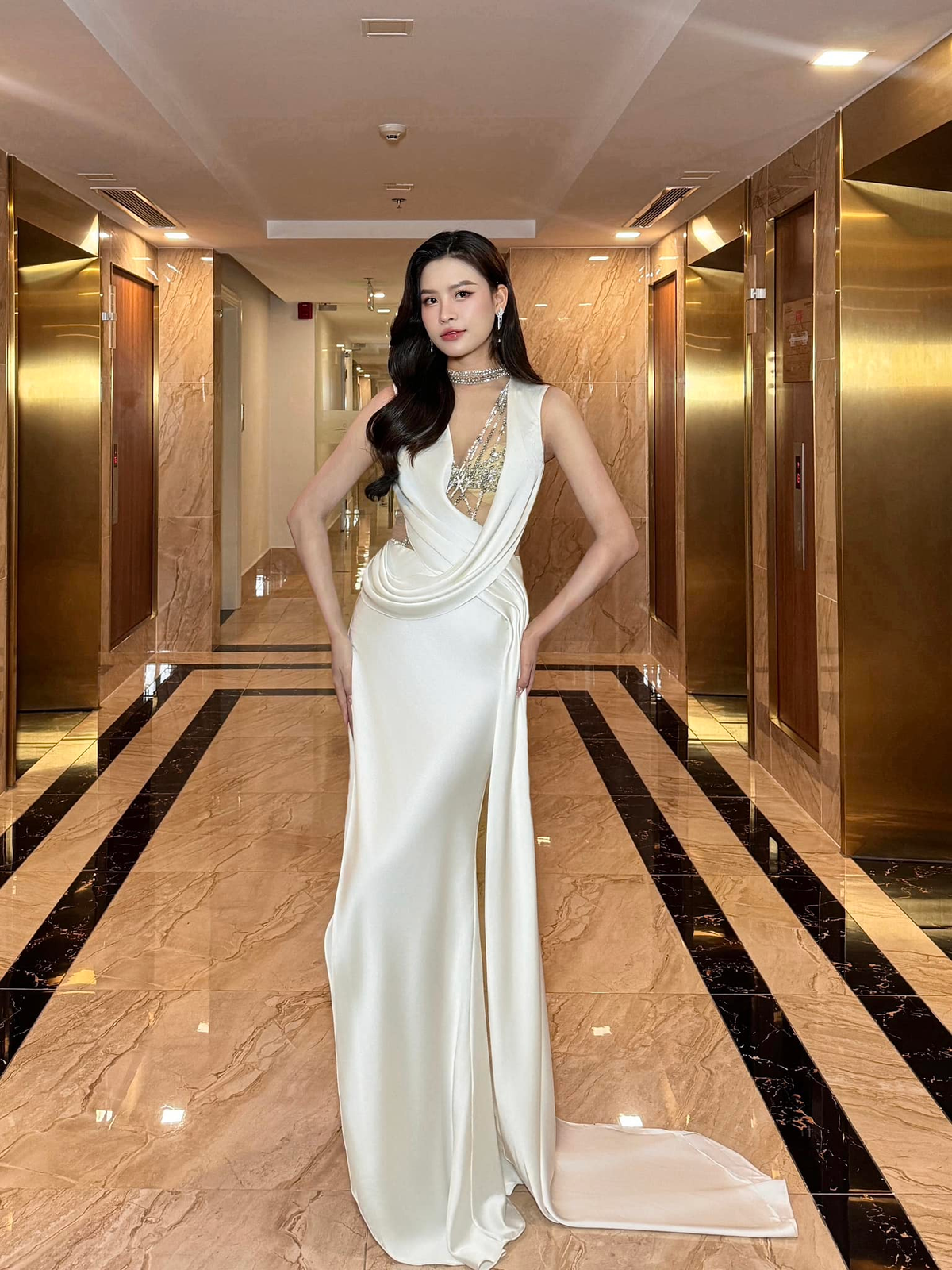 Miss Earth Vietnam 2020 Thái Thị Hoa: 'Tôi không thích drama nên chọn kinh doanh, thay vì showbiz' Ảnh 2
