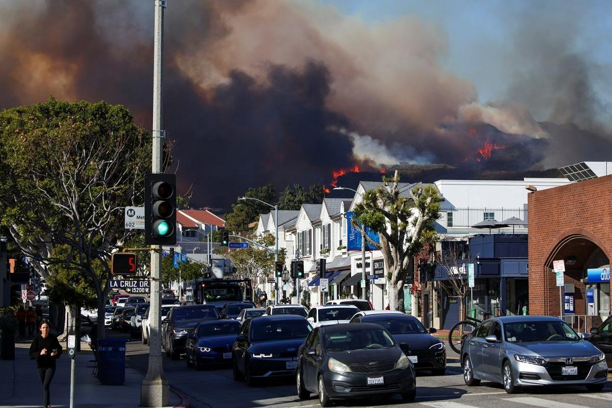 Loạt sao hạng A Hollywood chịu cảnh 'vô gia cư' sau cháy rừng ở California Ảnh 8