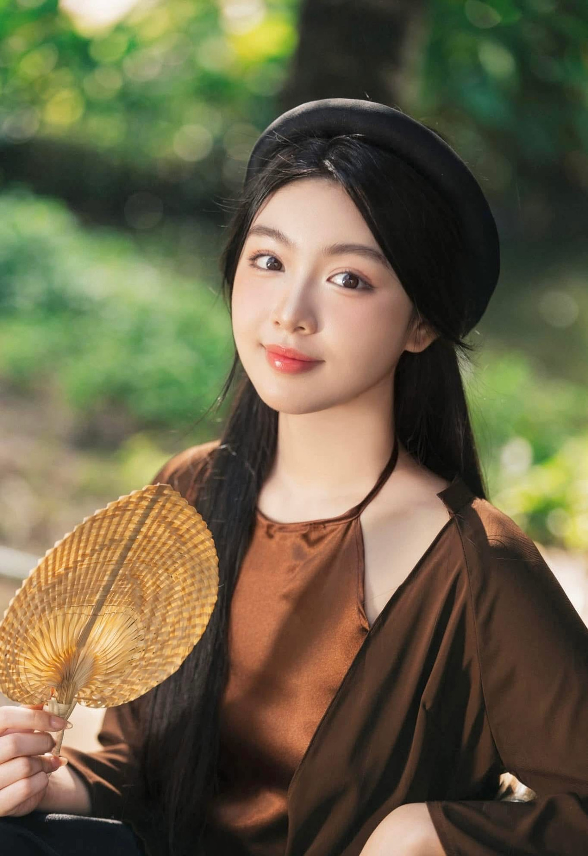 Nhiều năm qua, Lọ Lem đều đạt thành tích cao trong học tập. Ảnh: FBNV