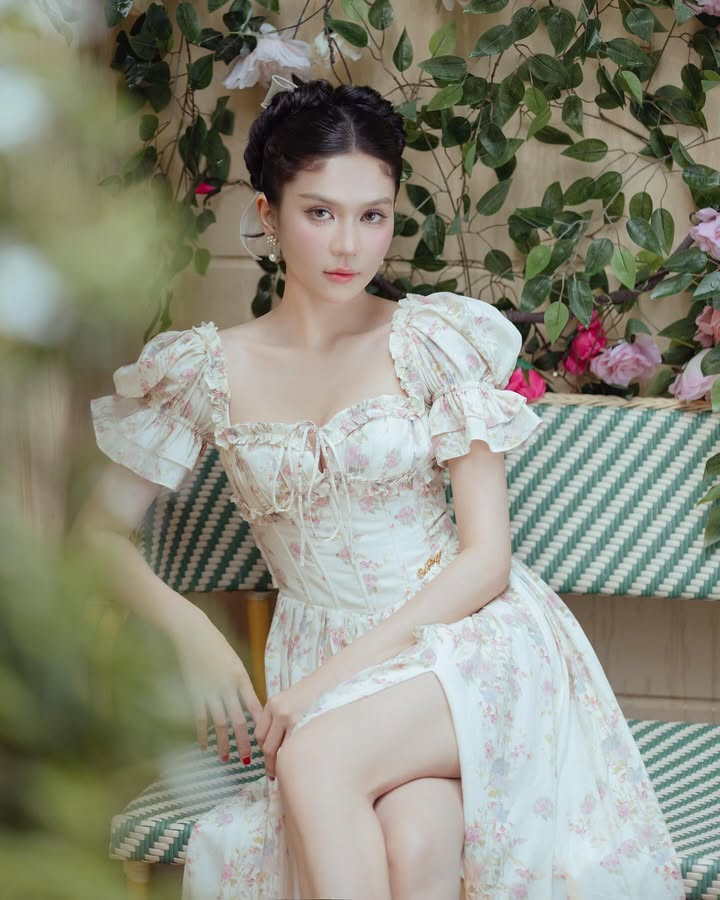 Đổi mới hình ảnh là điều cần thiết đối giúp Ngọc Trinh duy trì sức hút. (Ảnh: FBNV)