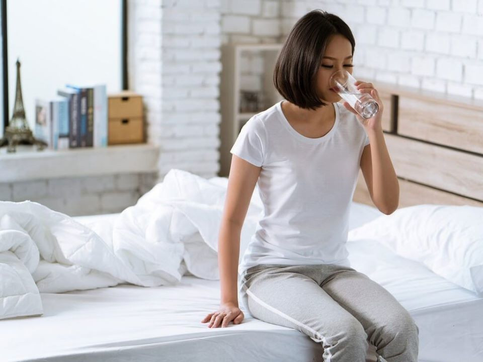 Những thói quen buổi sáng khiến cân nặng tăng vùn vụt mà bạn không hay biết Ảnh 2