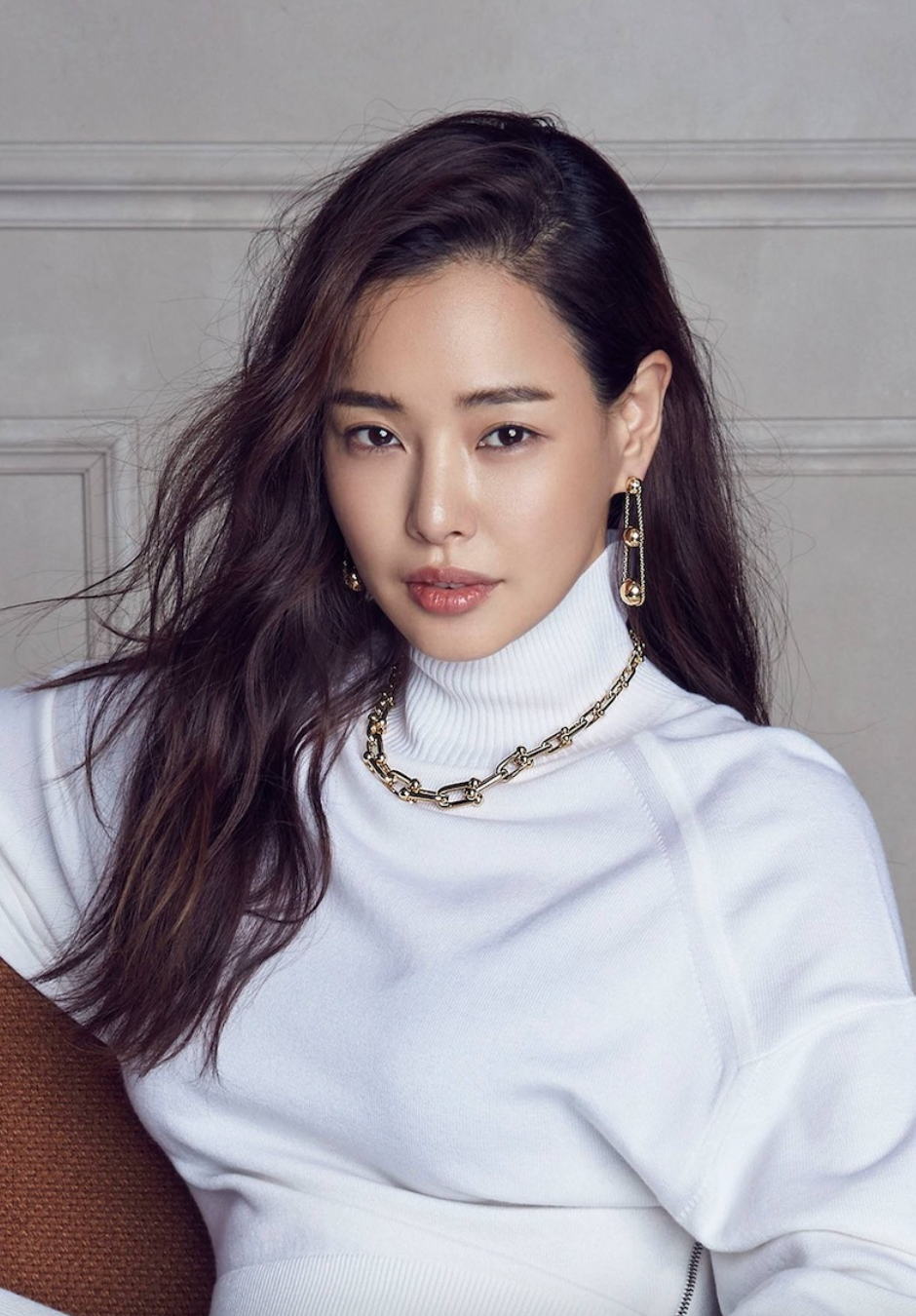 Honey Lee bị ảnh hưởng nghiêm trọng về hình ảnh và danh tiếng từ vụ việc này. (Ảnh tổng hợp)