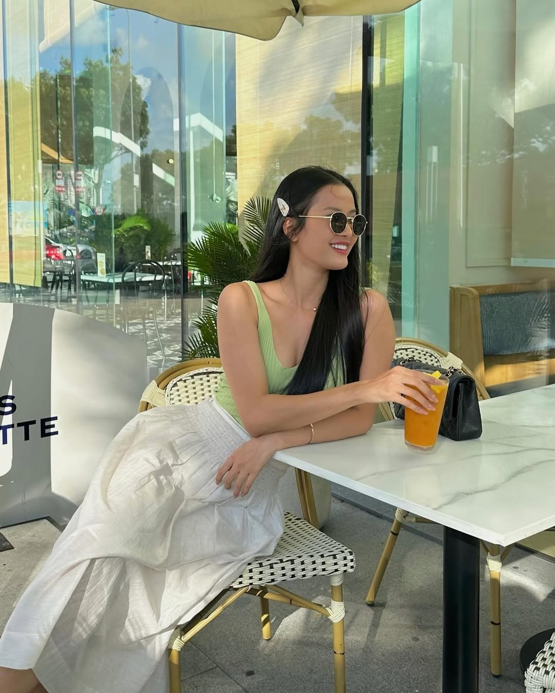 Á hậu Hương Ly hiện sở hữu cuộc sống sang chảnh khiến công chúng trầm trồ. (Ảnh: FBNV)