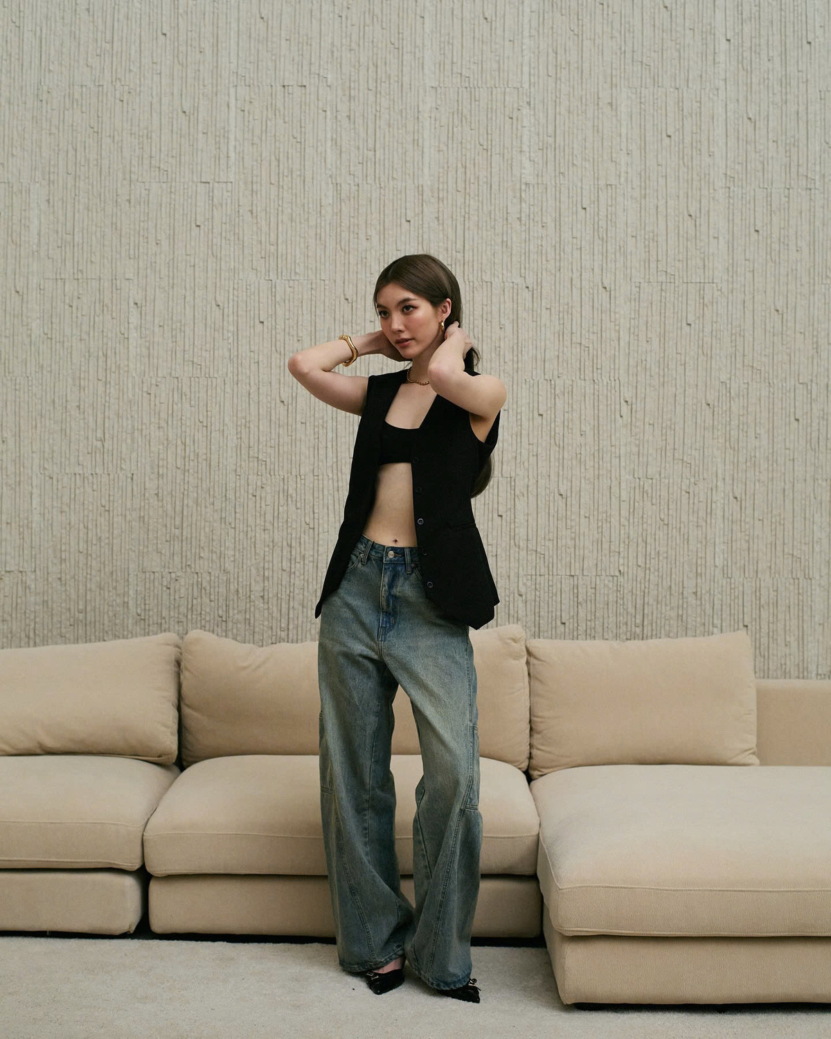 Clip nữ diễn viên 22 tuổi bị quấy rối gây phẫn nộ Ảnh 3