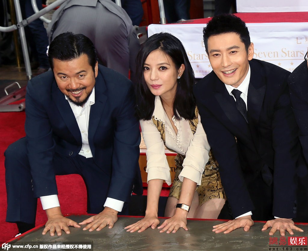 Nam diễn viên nổi tiếng một thời nay đi nhặt rác kiếm 14 tỷ đồng một năm Ảnh 2