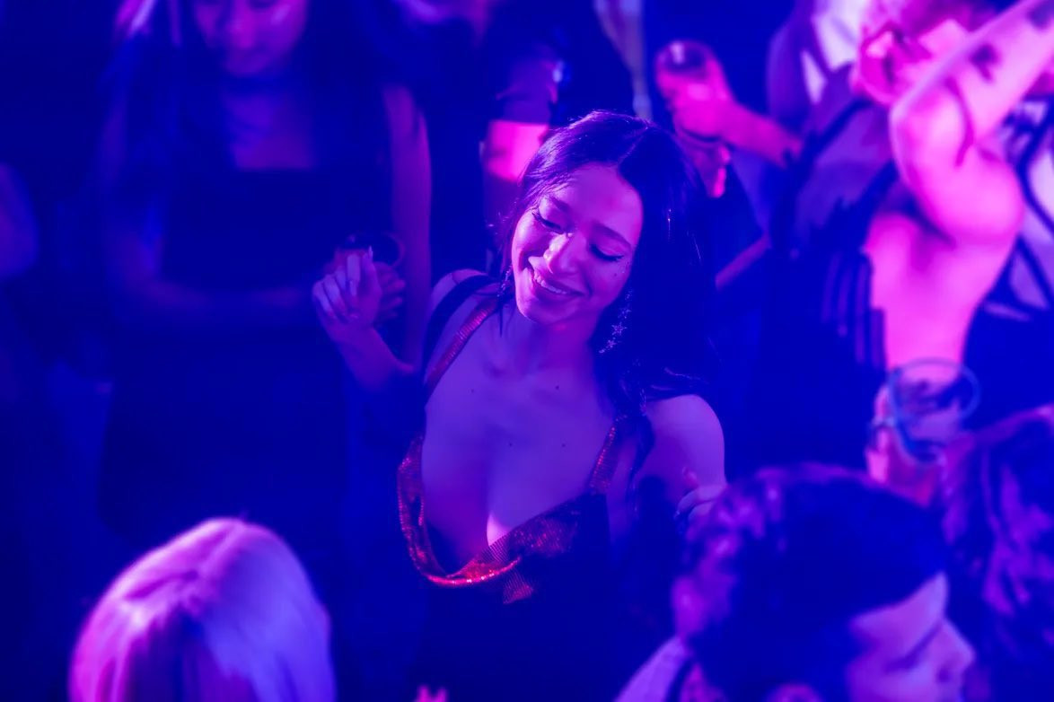 Anora là ứng cử viên cho tượng vàng Oscar hạng mục Phim hay nhất. Ảnh: X