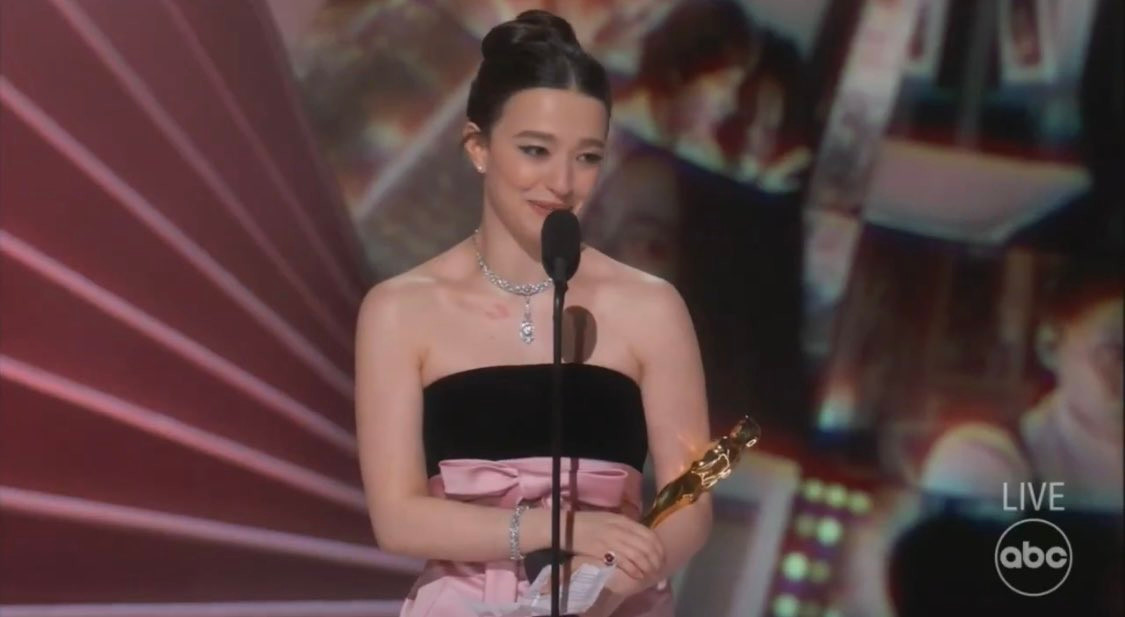 Timothée Chalamet, Demi Moore trượt tượng vàng Oscar, phim 18+ Anora thắng giải Phim hay nhất Ảnh 3