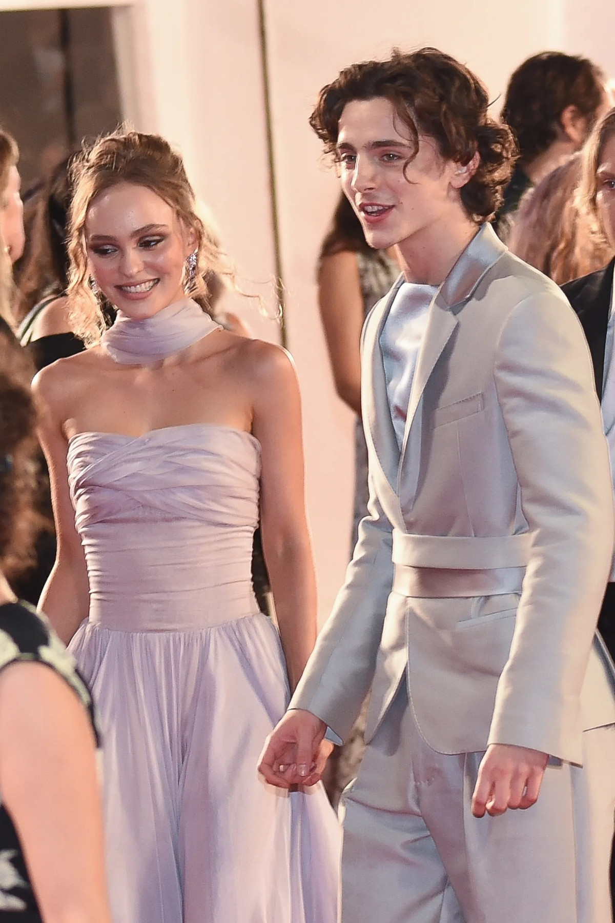 Timothée đã từng có vài mối tình nhưng không được lâu. (Ảnh: Glamour)