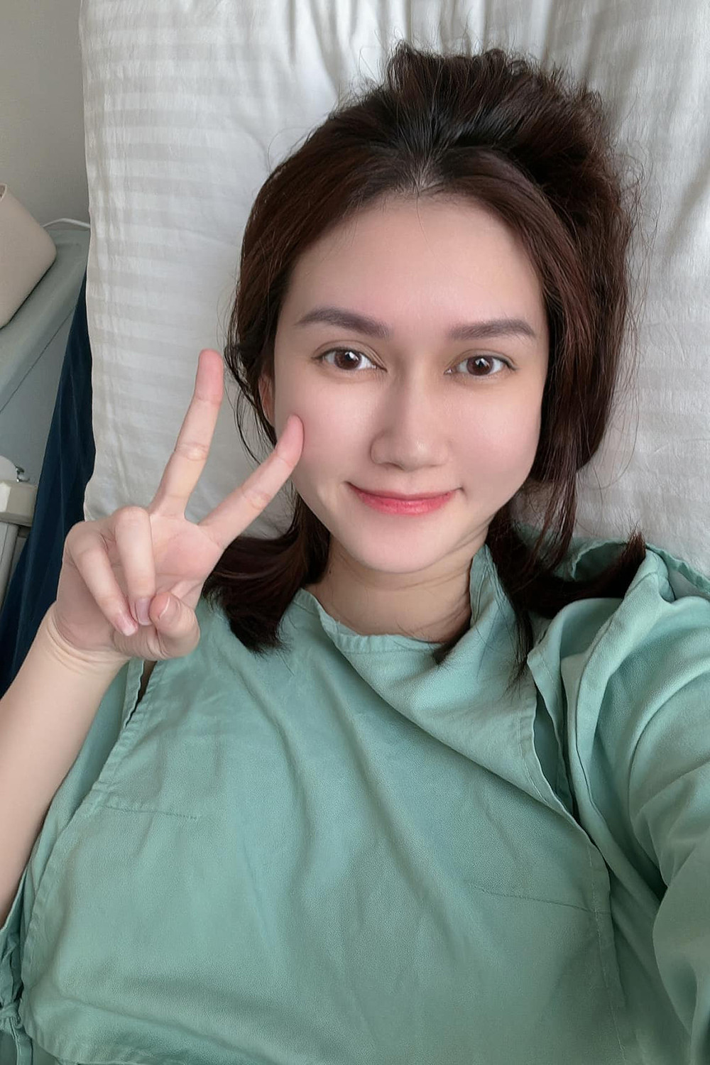 Diễn viên Hương Giang khoe khoảnh khắc lâm bồn (Ảnh: Facebook nhân vật). 