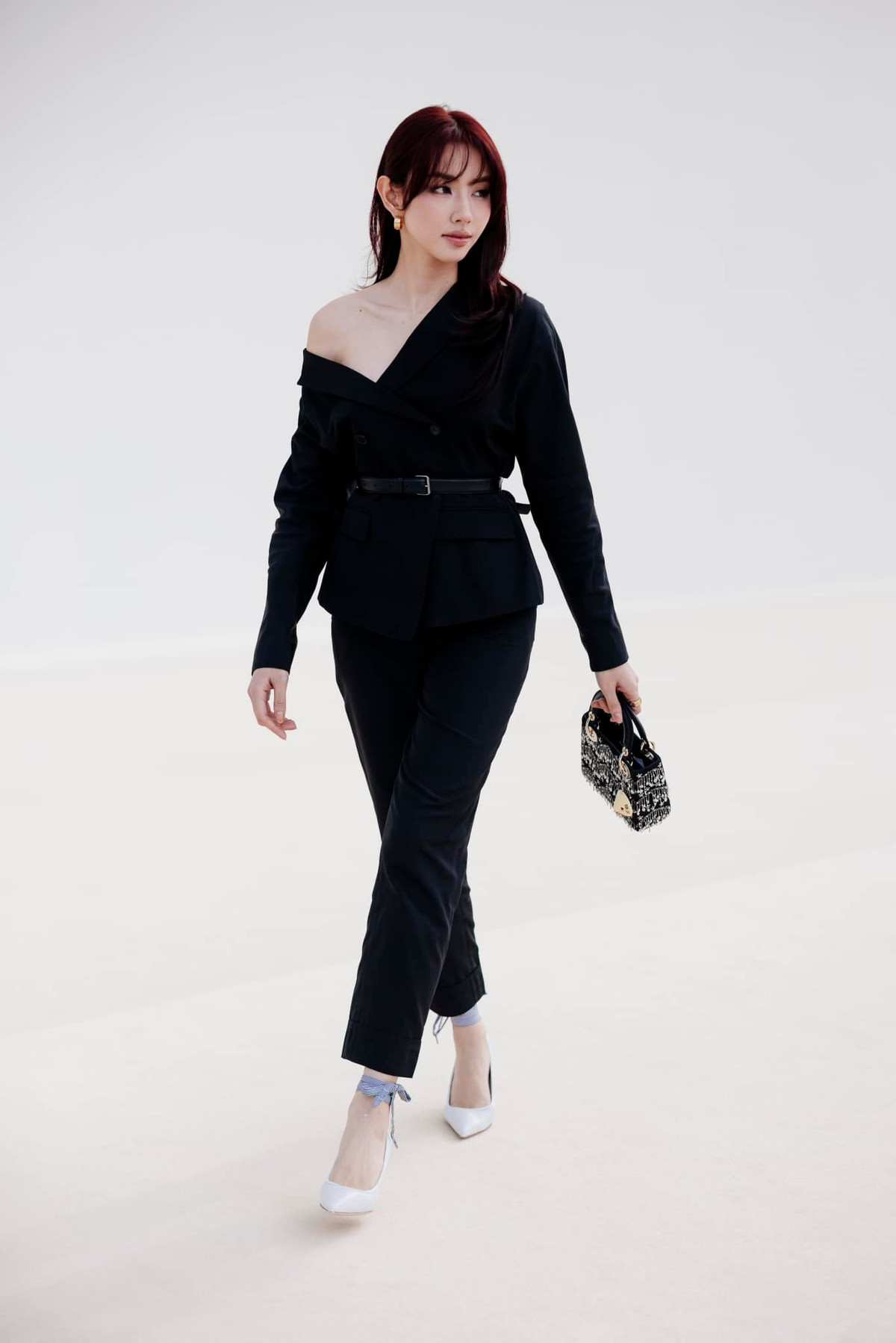 Hoa hậu Thùy Tiên vừa có màn xuất hiện tại Tuần lễ thời trang Paris mùa Thu Đông 2025-2026. (Ảnh: FBNV)