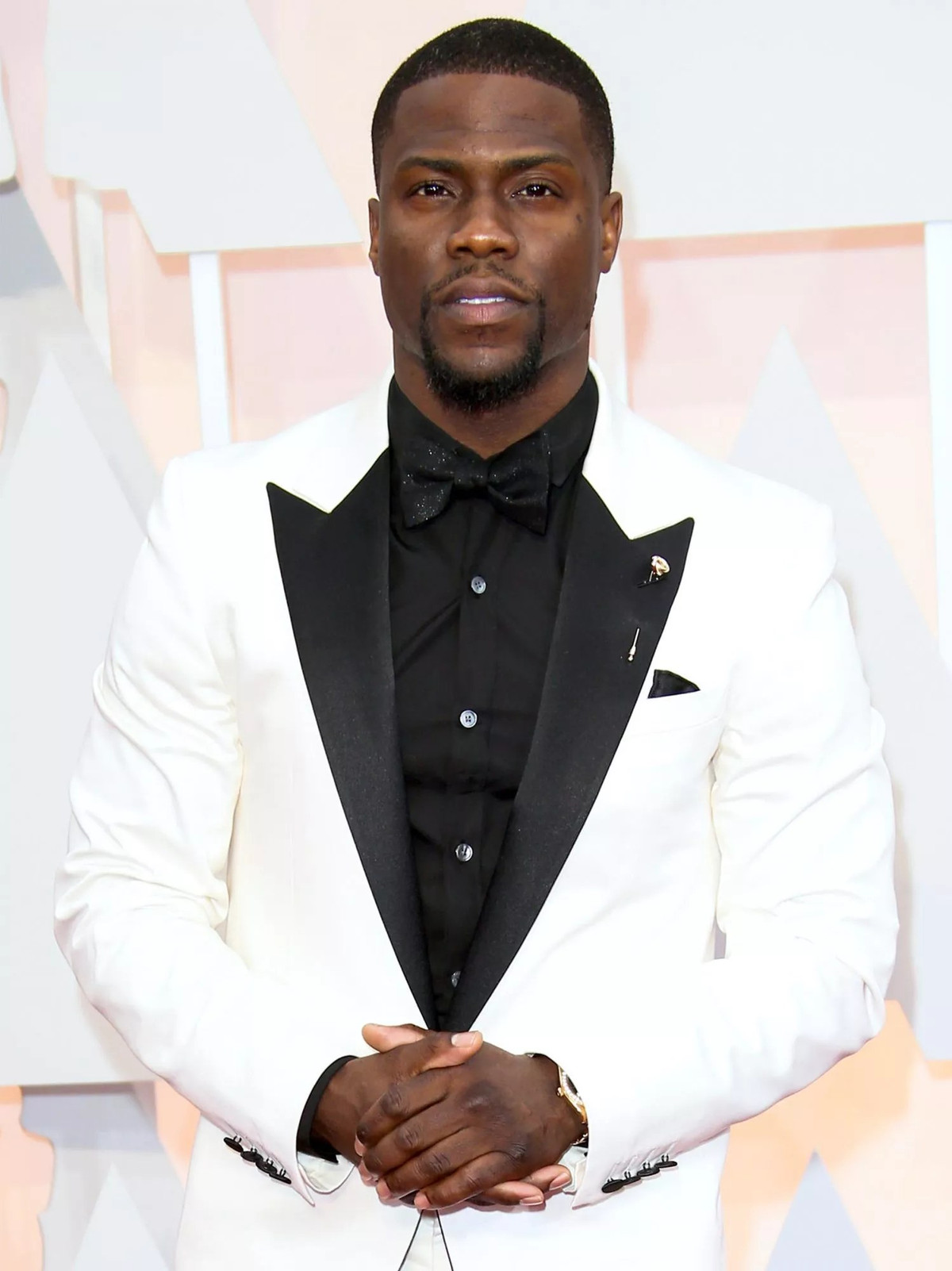 Những khoản thu lớn giúp Kevin Hart lọt vào top 3. (Ảnh: People)