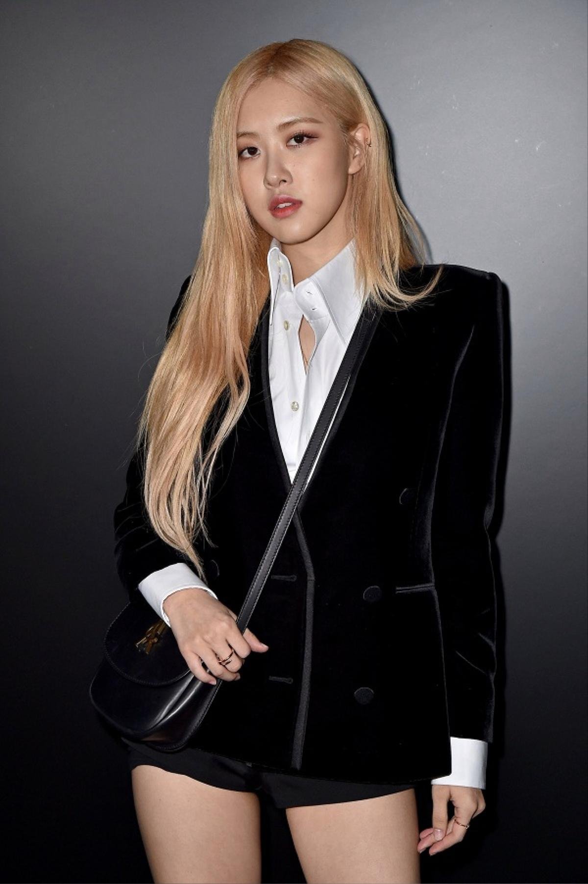 Vượt mặt mỹ nhân Tân Cương, Rosé BlackPink chính thức trở thành đại sứ toàn cầu cho Saint Laurent Ảnh 11