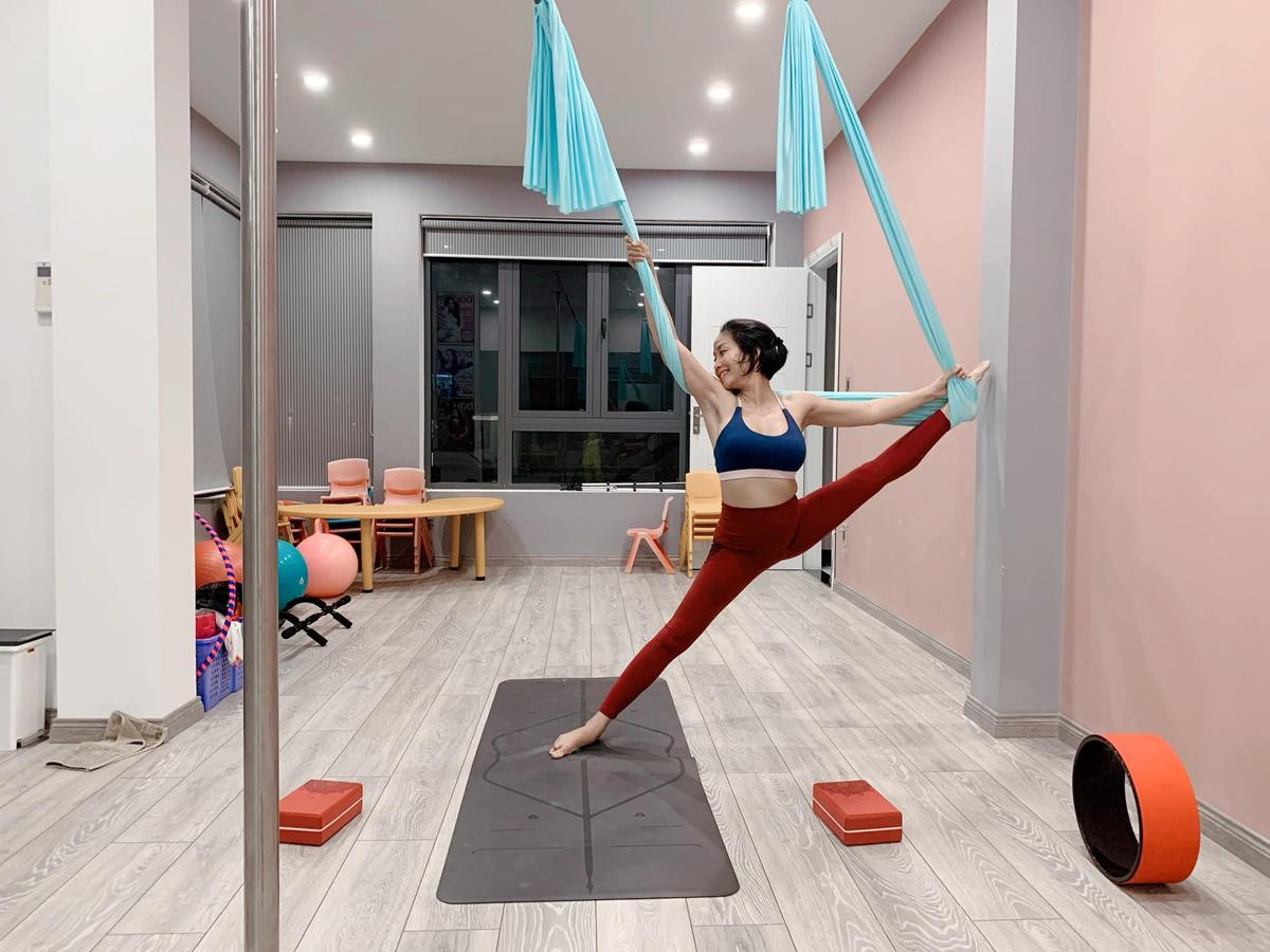 Con gái của Ốc Thanh Vân mới 7 tuổi đã thực hiện được nhiều động tác yoga khó nhằn Ảnh 6