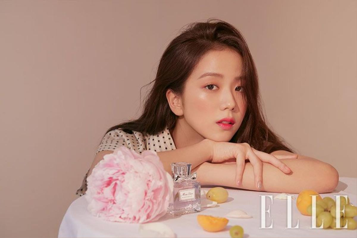 Jisoo (Blackpink) trở thành 'tình đầu', Knet: Phiên bản trẻ của Thang Duy, ghét YG và Jennie nhưng bảo vệ cô ấy Ảnh 5