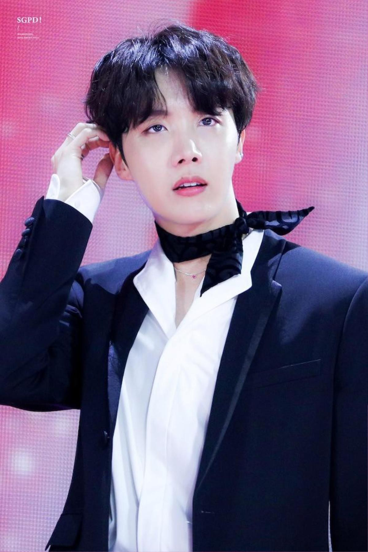 Có ai dễ thương như V và Jungkook, bom ảnh fan được tha thứ còn khi khóc thì J-Hope cũng thú nhận không thể cầm lòng Ảnh 7