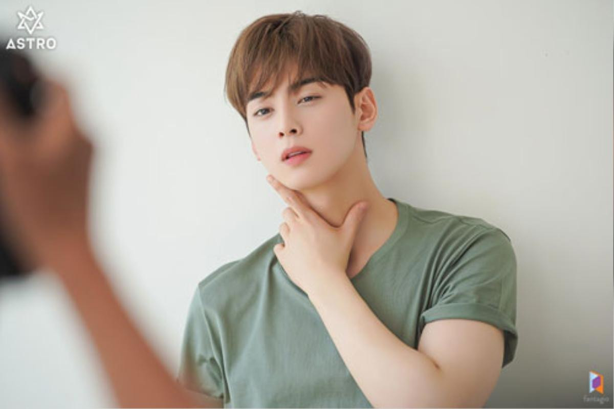 Kim Bum và Cha Eun Woo khoe vẻ đẹp trai rạng ngời Ảnh 8