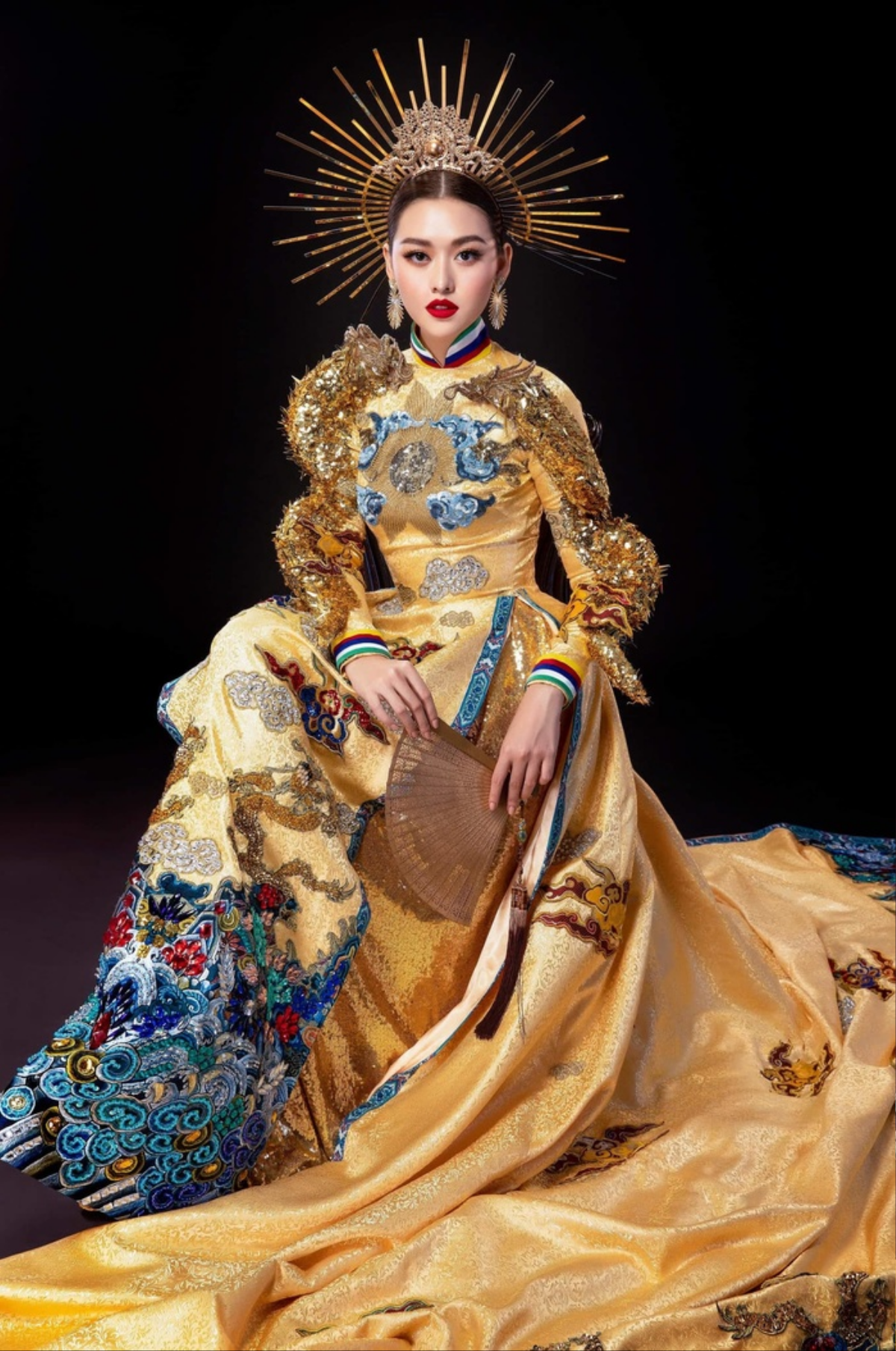 Khả Trang - Thúy Vân - Tường San - Hoài Sa quyền lực với National Costume Nữ thần phương Đông Ảnh 18