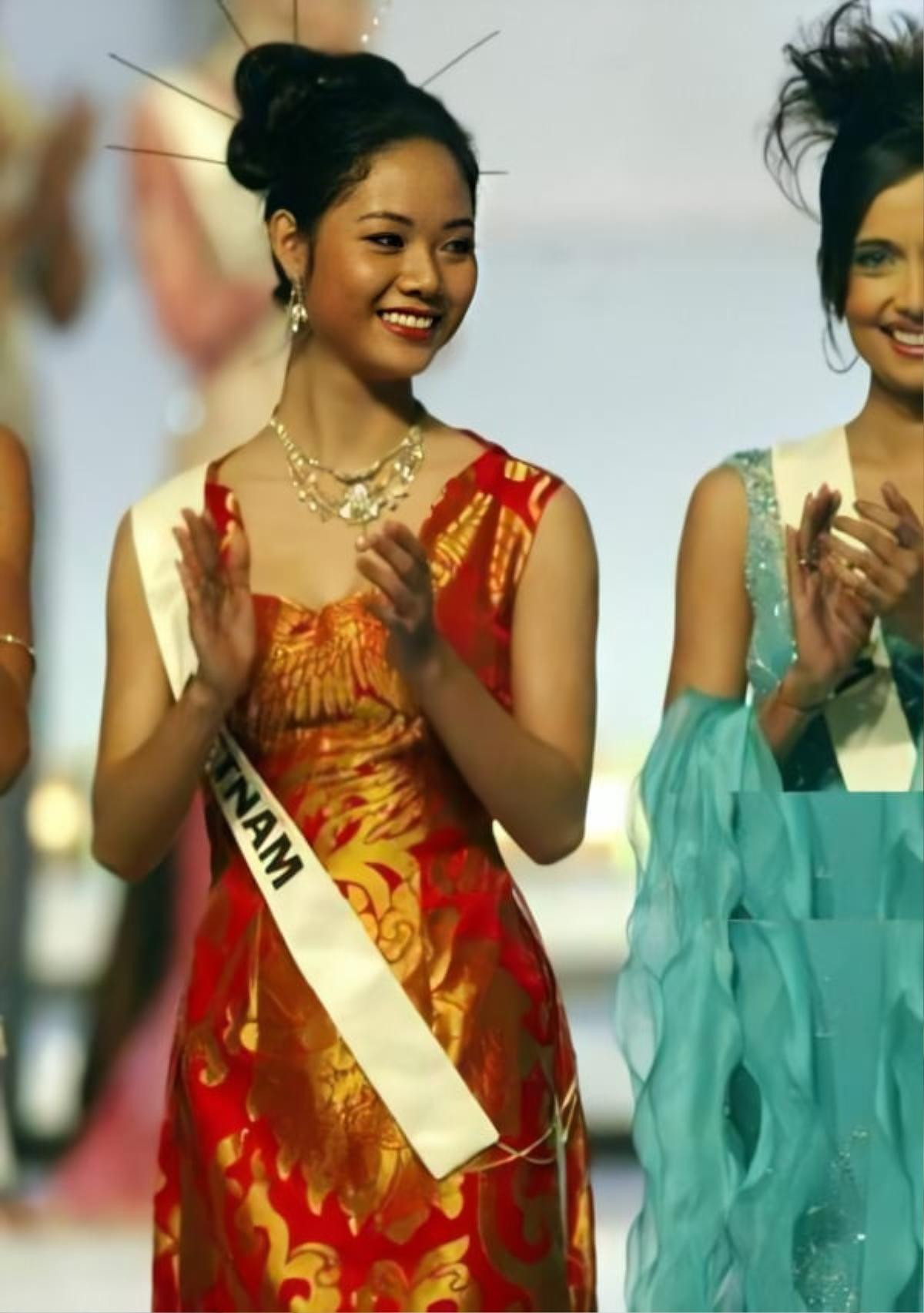 Ngất ngây với nhan sắc Mai Phương Thúy - Thiên Lý 15 năm trước: Đỉnh nhất là Quỳnh Mai Top 15 Miss International 1995 Ảnh 12