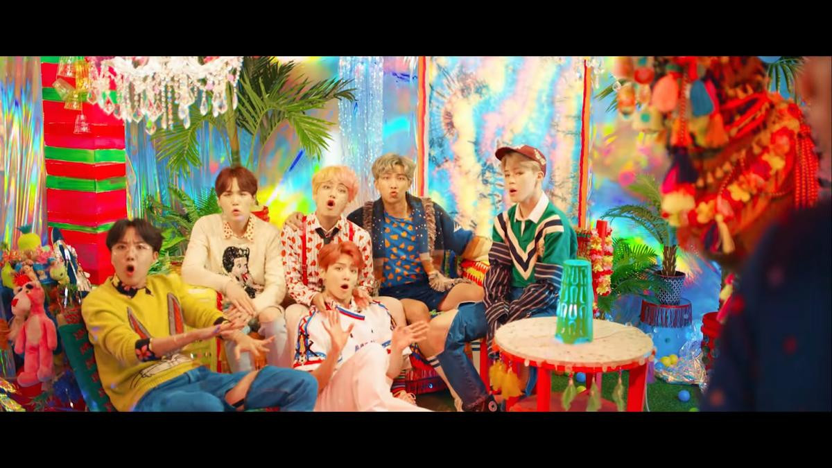 Choáng ngợp trước hậu trường tuyệt đẹp của các MV K-Pop do Big Hit Labels sản xuất Ảnh 27