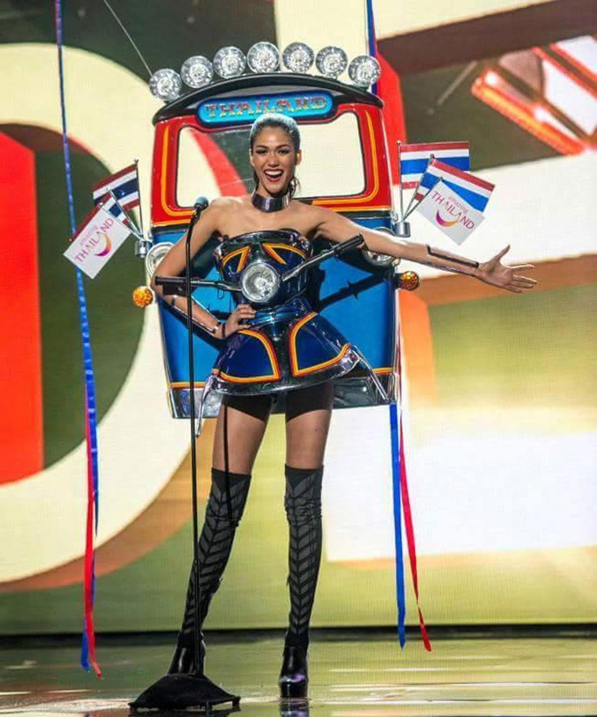 Miss Universe thích 'biến hình' - múa võ, có ngay 14 mẫu National Costume quá xuất sắc cho Khánh Vân giật giải Ảnh 5