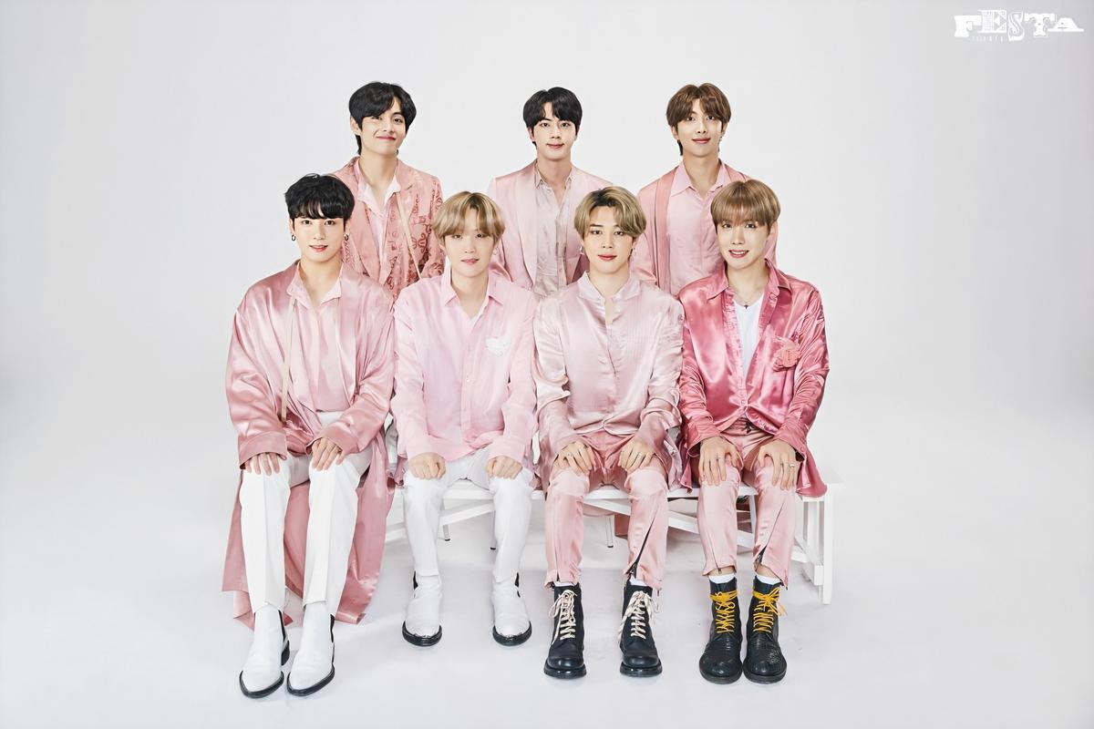 Fan BTS 'nổi trận lôi đình' mang xe tải tới tận công ty gây áp lực với Big Hit: Chuyện gì đang xảy ra? Ảnh 3