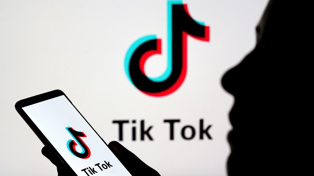 Với người dùng TikTok, quảng bá các bài nhạc là một nguồn thu nhập ổn định và nhanh chóng từ ứng dụng này. Ảnh: TIME