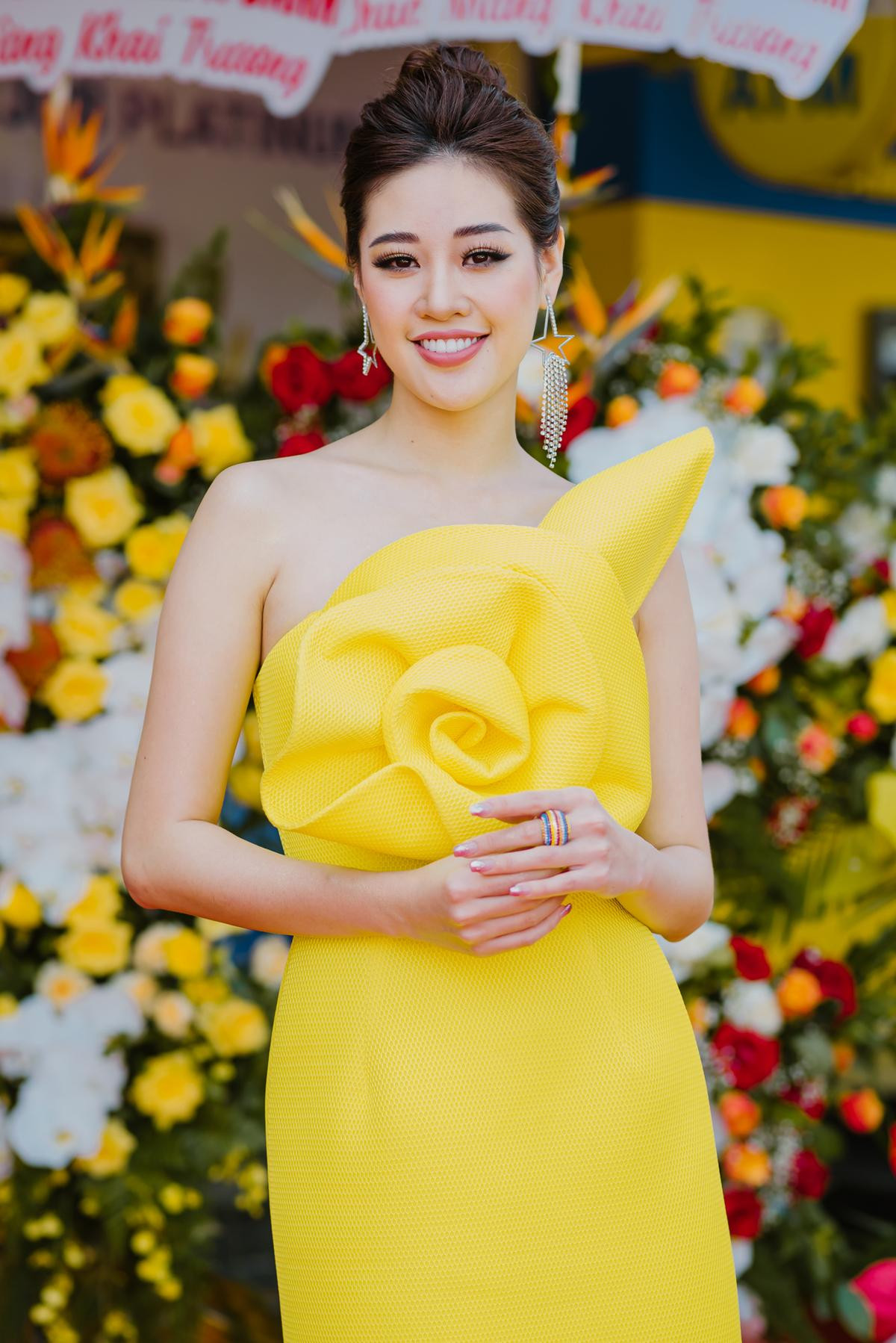 Hoa hậu Khánh Vân tích cực hoạt động cộng đồng, ghi điểm mạnh khi đến Miss Universe 2020 Ảnh 2