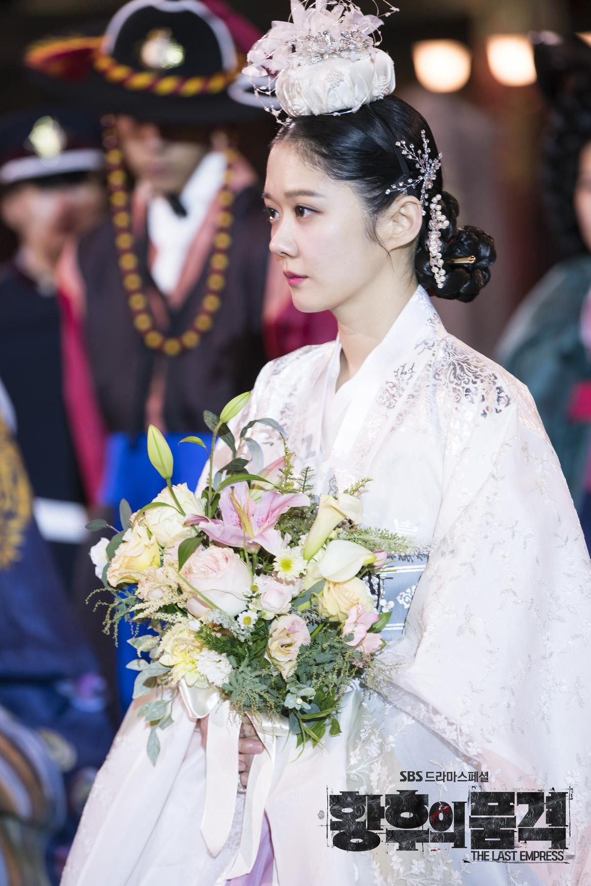 Trọn bộ ảnh cưới đẹp như mơ của Jang Nara với những anh chồng tài tử điển trai Ảnh 4