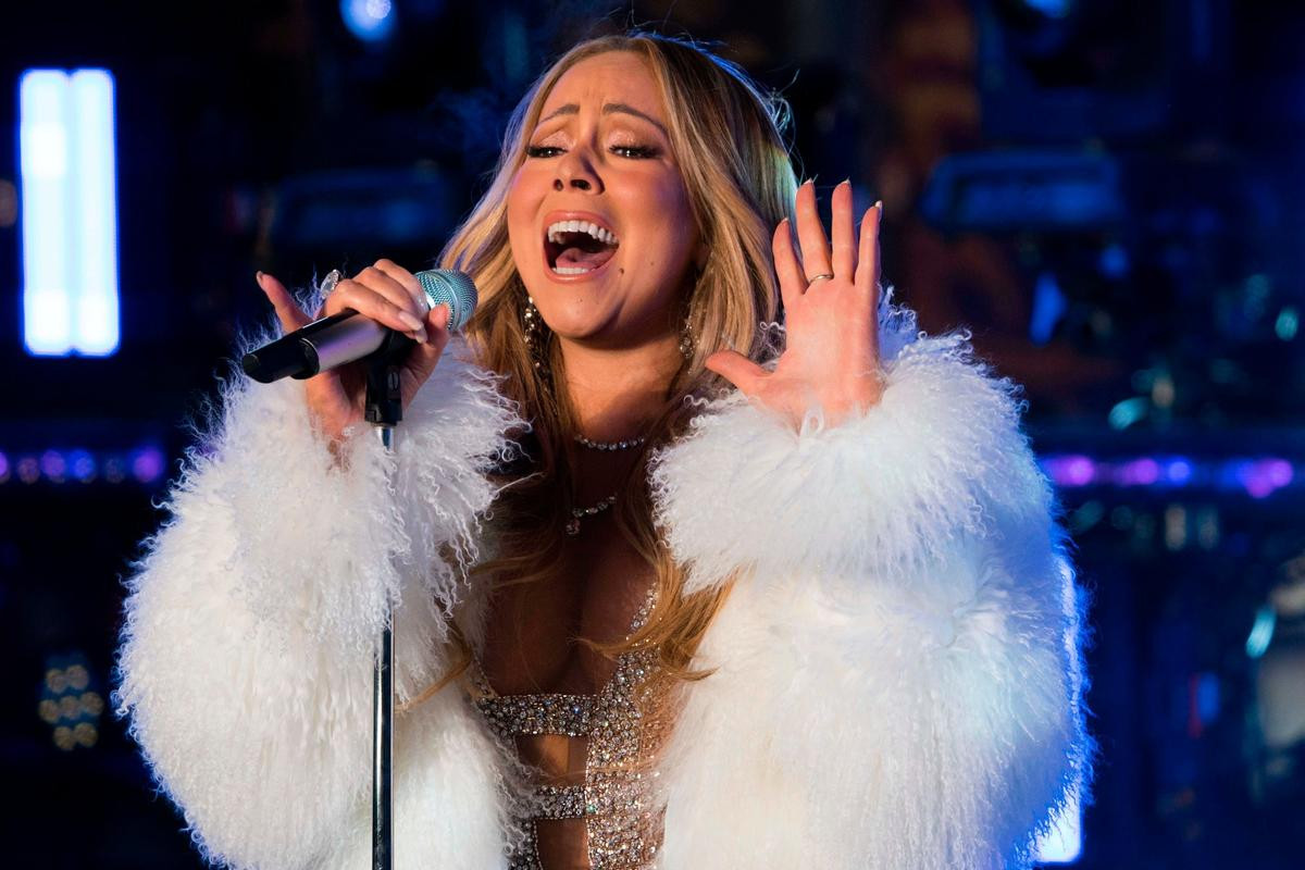 Thổi bay nắp chai chưa là gì, giọng hát của Mariah Carey còn có thể làm 'long trời lở đất' hơn nữa cơ! Ảnh 6