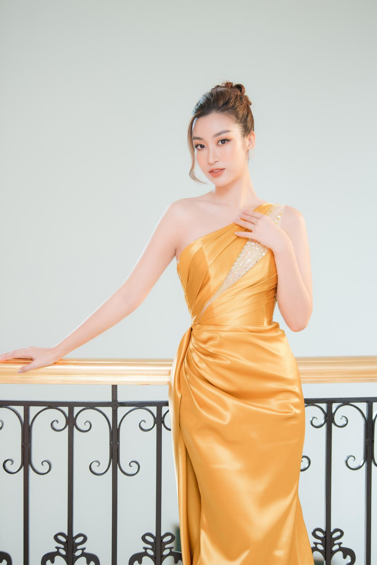 Hoa hậu Hà Kiều Anh - Đỗ Mỹ Linh - Thụy Vân tìm kiếm đại diện Việt Nam chinh chiến Miss World 2020 Ảnh 9