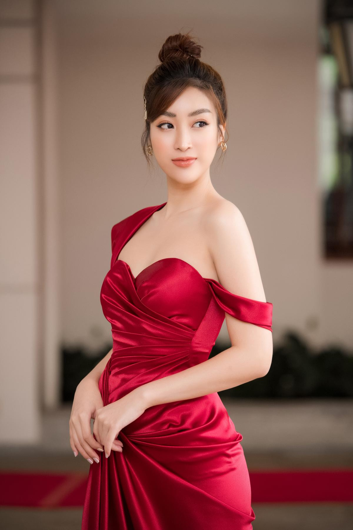 Hoa hậu Hà Kiều Anh - Đỗ Mỹ Linh - Thụy Vân tìm kiếm đại diện Việt Nam chinh chiến Miss World 2020 Ảnh 12