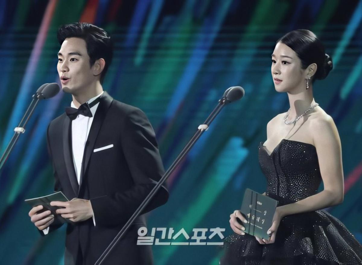 Phát hiện Kim Soo Hyun và Seo Ye Ji có tướng phu thê, liệu sẽ kết hôn? Ảnh 9