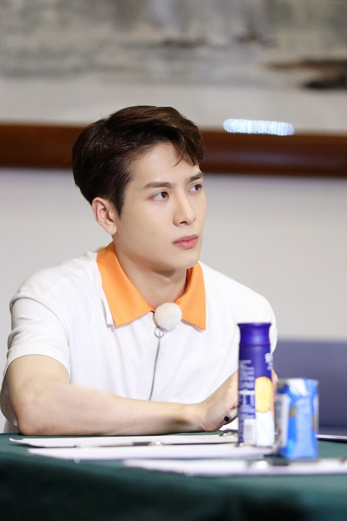 Đội trưởng của 'Bước nhảy đường phố 3': Vương Nhất Bác không nói chuyện, Jackson Wang kém lưu loát còn Trương Nghệ Hưng thế nào? Ảnh 30