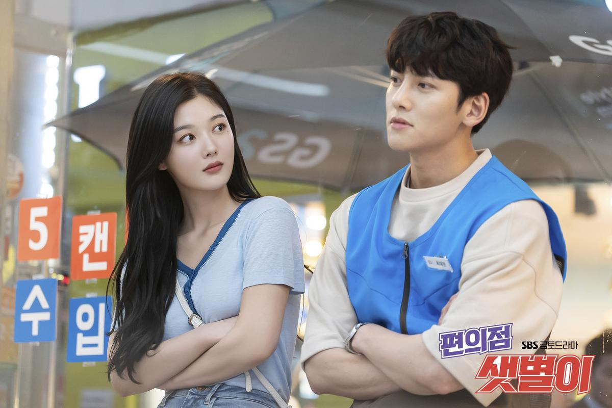 'Cửa hàng tiện lợi Saet Byul' của Ji Chang Wook - Kim Yoo Jung sẽ bị phạt vì chứa nhiều cảnh dâm tục Ảnh 10