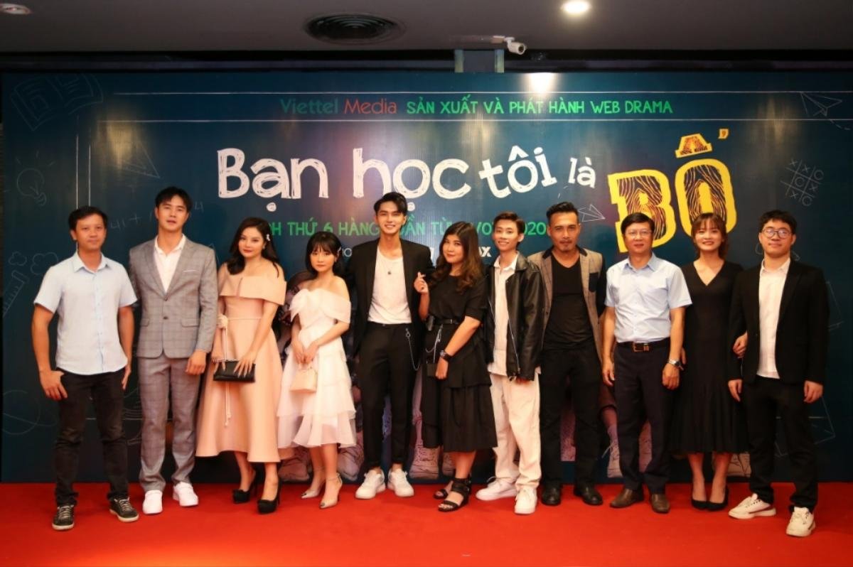 Web-drama 'Bạn học tôi là bố': Khi 'cha già' bỗng trở thành bạn học hotboy trong lớp của con trai Ảnh 16