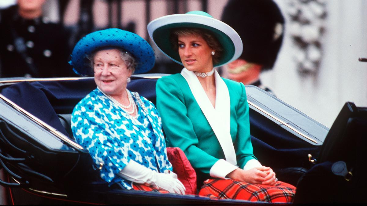 Mối quan hệ căng thẳng giữa Nữ hoàng Elizabeth II và cố Công nương Diana Ảnh 8