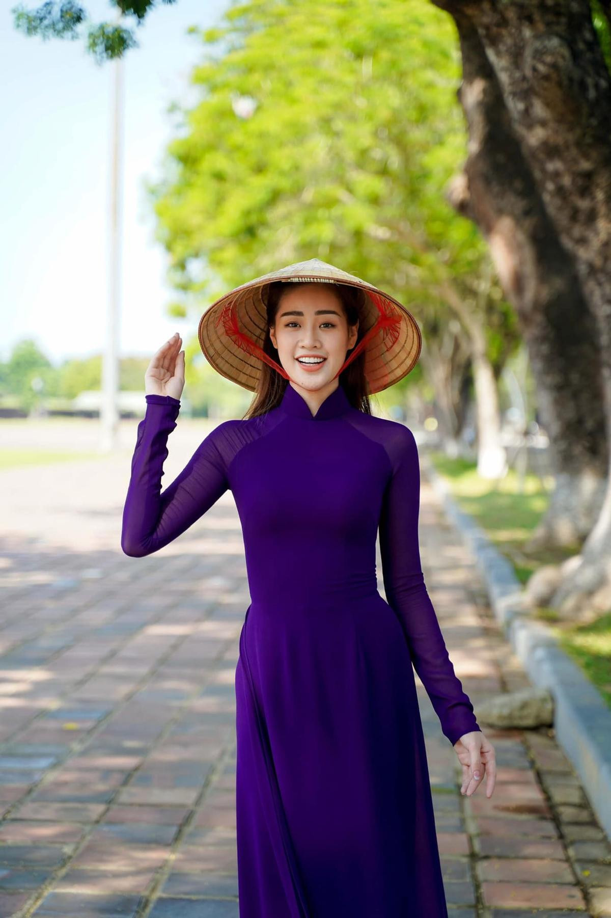 Lên sóng 16 tiếng, National Costume Khánh Vân Tơ tằm được vote như vũ bão 35000 điểm, chắc suất Top 16 Ảnh 2