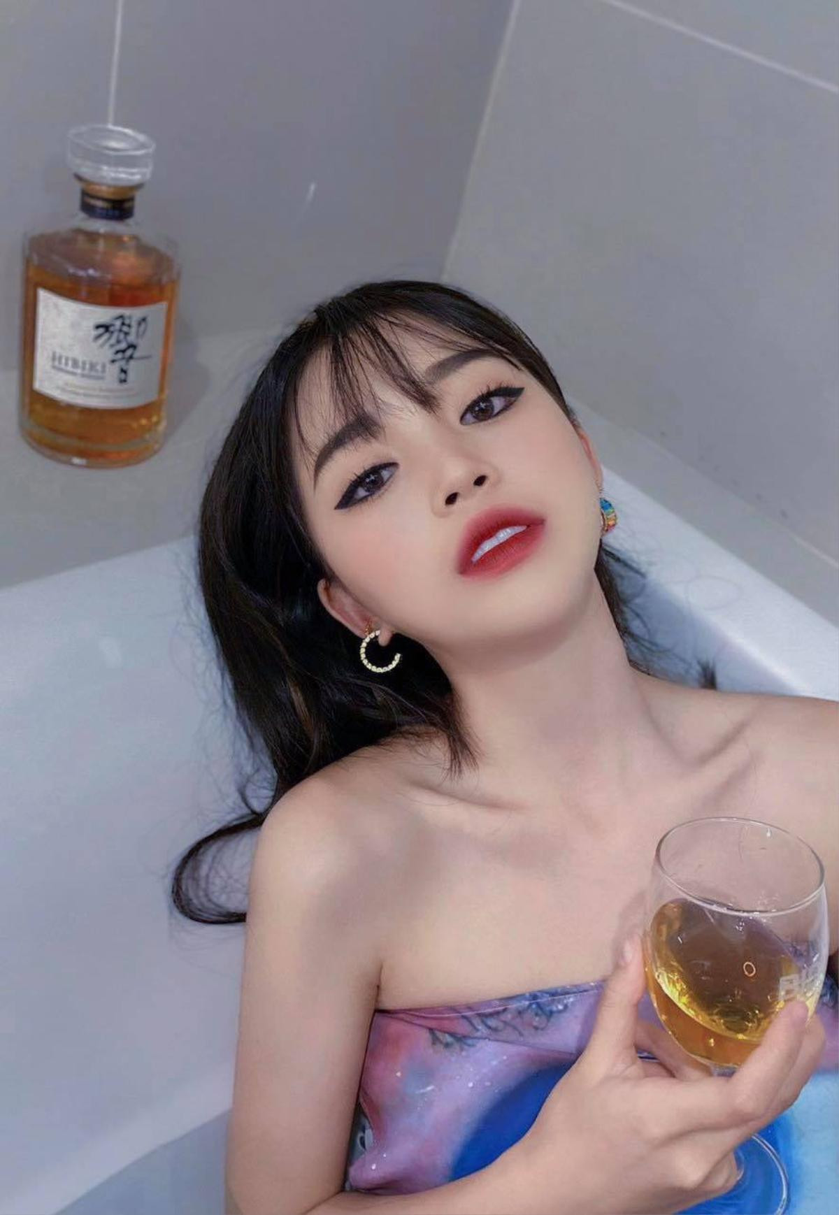 Bị đồn 'đi khách' và 'cắm sừng' đại gia, hotgirl Linh Ngọc Đàm bức xúc 'phản pháo' Ảnh 4