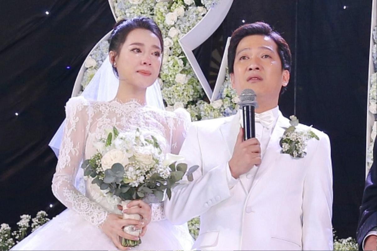 Những đức ông chồng 'yêu vợ, nghiện nhà' trong showbiz Việt: Đâu là mối tình đáng ngưỡng mộ nhất Ảnh 4