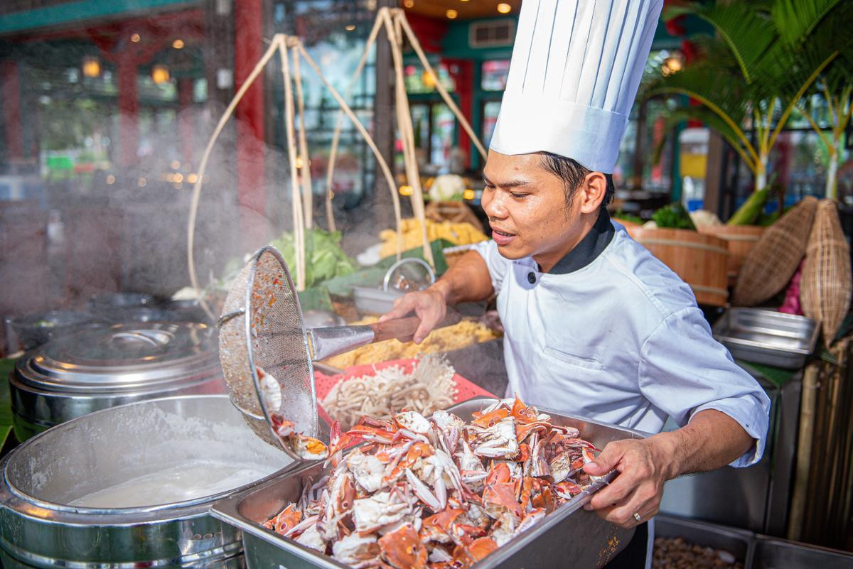 Chủ tịch Hội Du lịch cộng đồng Việt Nam: 'Sau 18h khách không biết phải làm gì, thiếu dịch vụ phục vụ du lịch về đêm' Ảnh 15