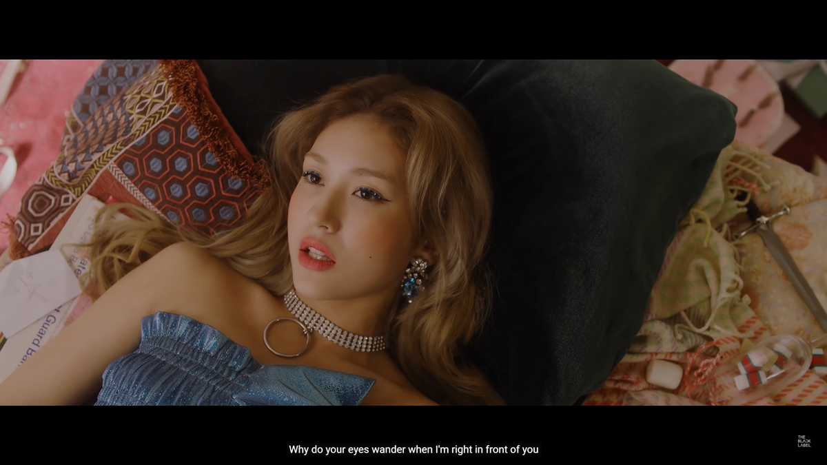 Hẹn ra cùng lúc: SOMI đầy năng lượng trong 'What You Waiting For', còn 'Dessert' của Hyoyeon thì... mãi chẳng thấy đâu! Ảnh 8