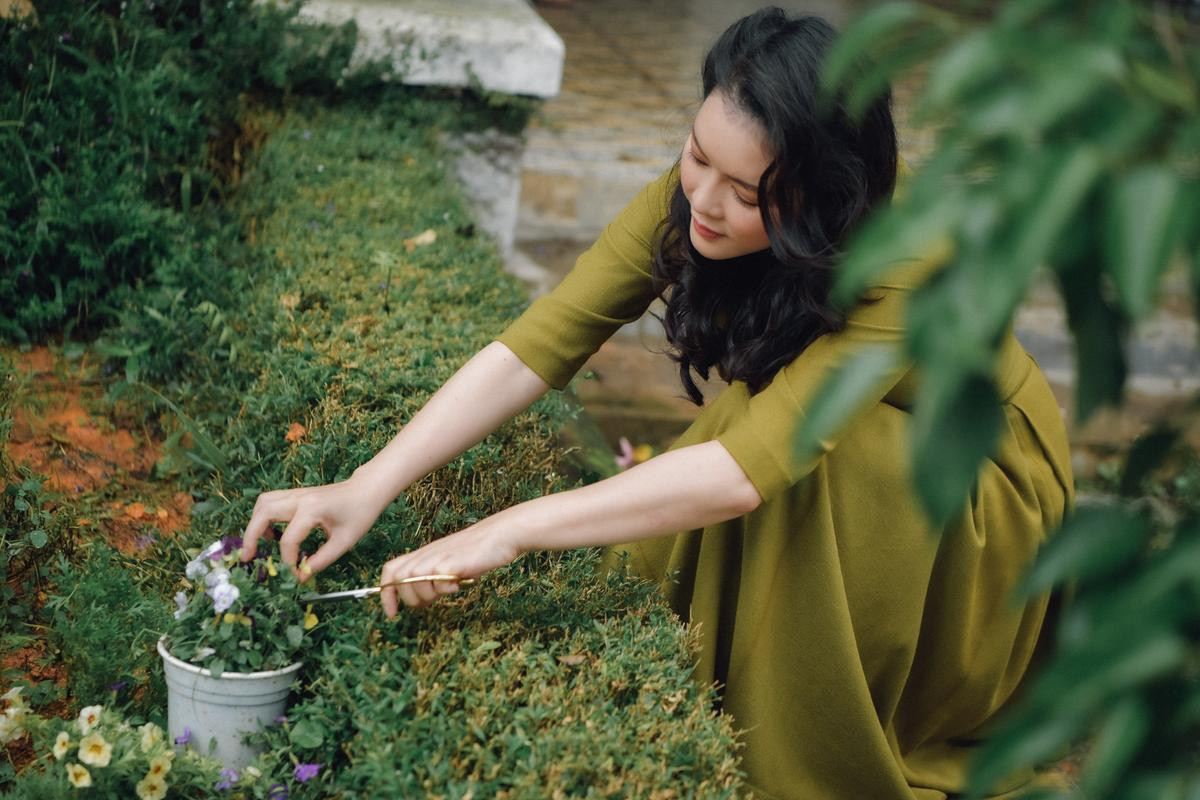 Xuất hiện 'chị em sinh đôi' của Lý Nhã Kỳ khiến Đàm Vĩnh Hưng hoảng hốt vì giống... Tiên Hắc Ám Ảnh 3