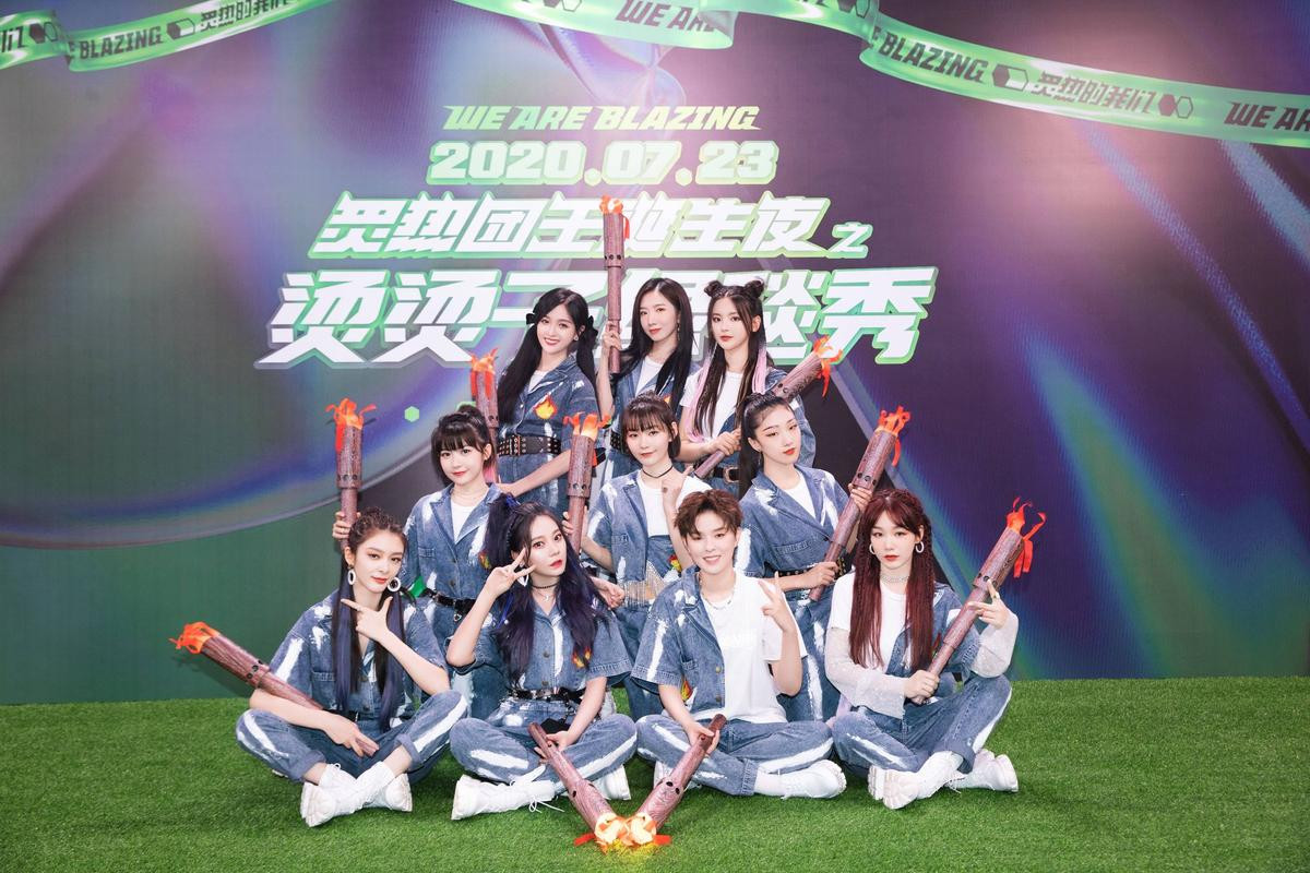 Ảnh tạp chí đầu tiên của các nhóm từ chương trình tuyển chọn: The9 hay Bonbon Girls 303 thu hút hơn? Ảnh 11